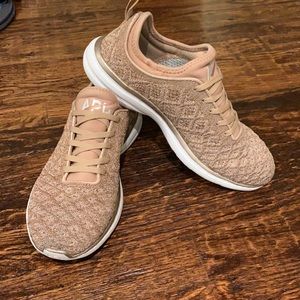 APL techloom phantom